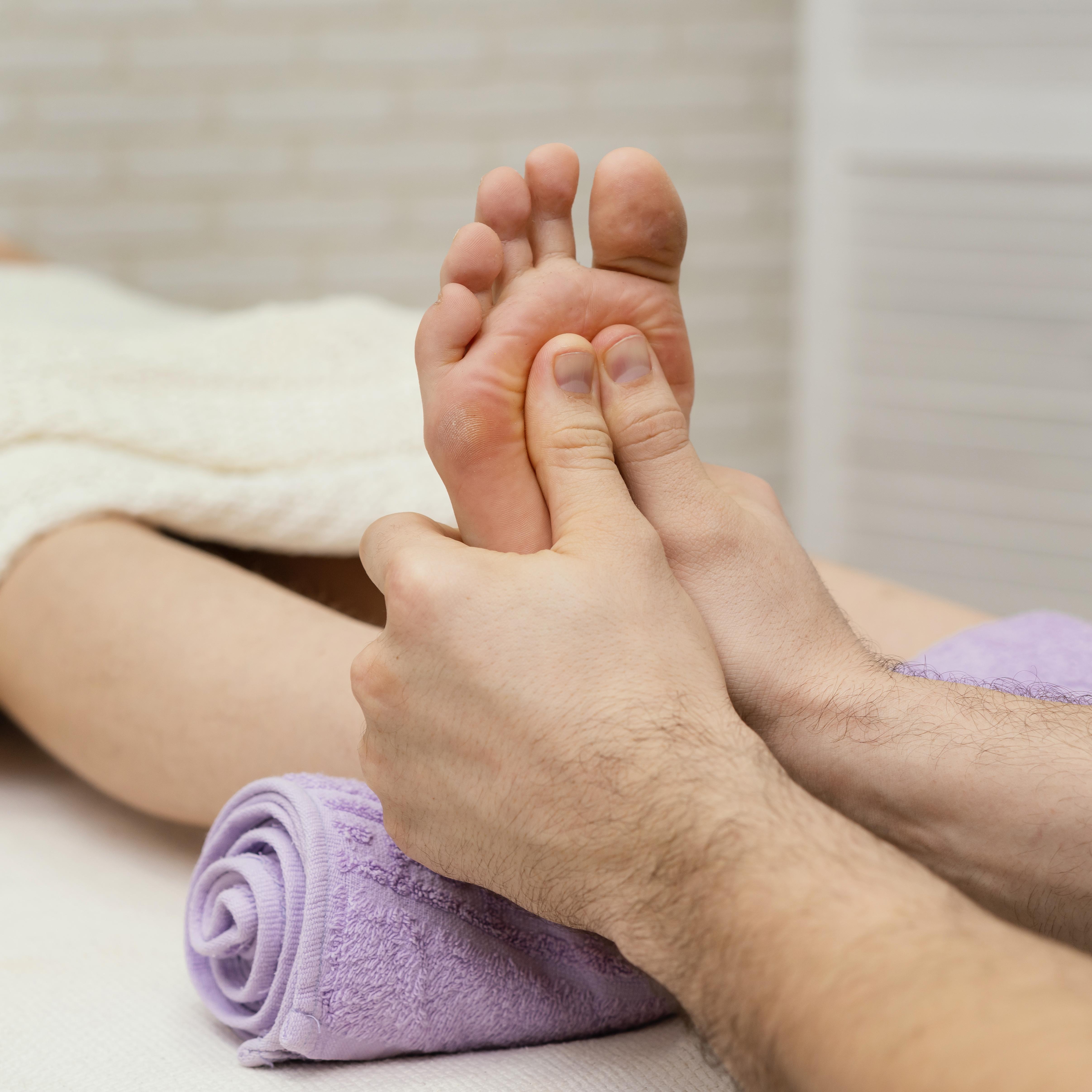 Reflexology: A Natural Technique for Relaxation and Balance